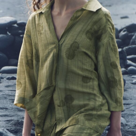 ZARA NWT OVERSIZED JACQUARD SHIRT ZW COLLECTION SIZE XL VISCOSE BLEND BOHO - Picture 2 of 11